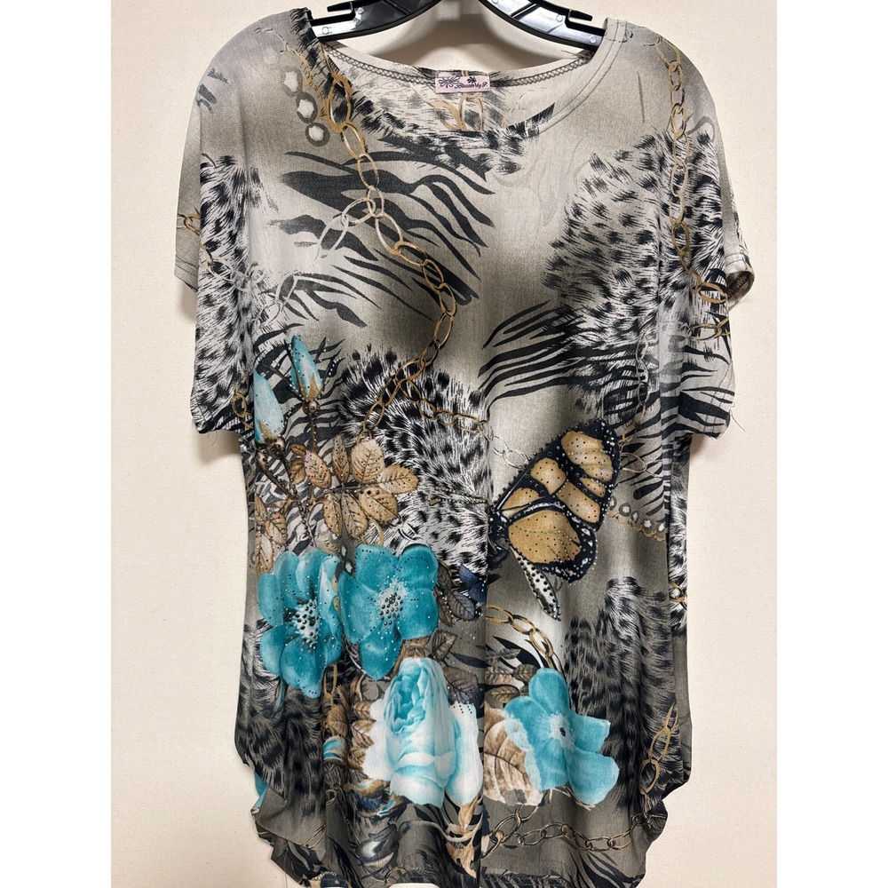Blossom by P Floral Butterfly Animal Print Rhinestone Top One Size 6130